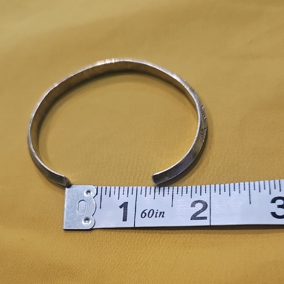 Vintage Navajo Carinated Sterling Silver Cuff Bracelet - Picture 8 of 8